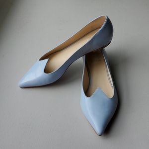 Like-new Zvelle Rayna flats in Cashmere Blue